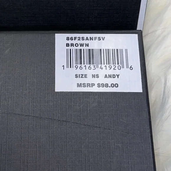 Michaels Kors Billfold Wallet - Picture 9 of 10